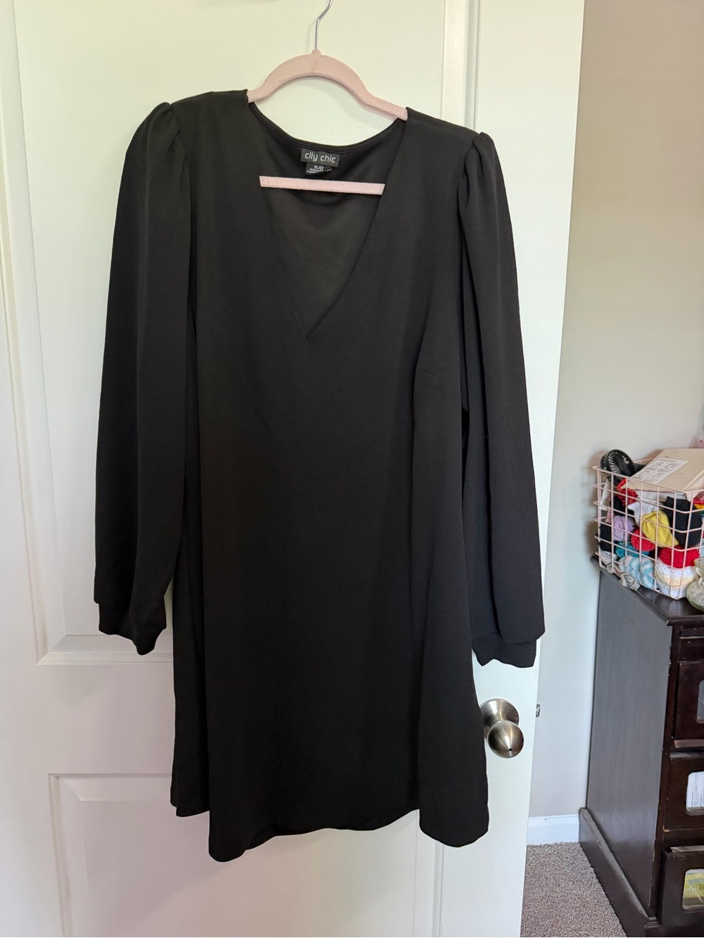 City Chic Black Long Sleeve V-Neck Shift Dress